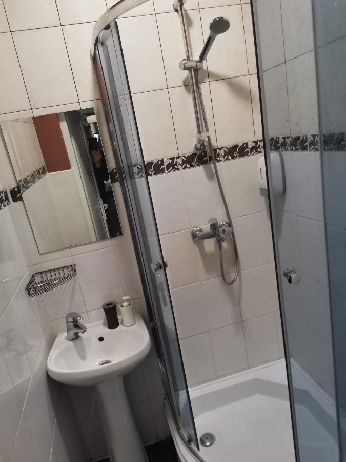 Westend Hotel Киев Екстериор снимка
