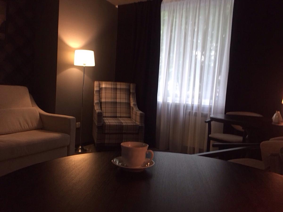 Westend Hotel Киев Екстериор снимка
