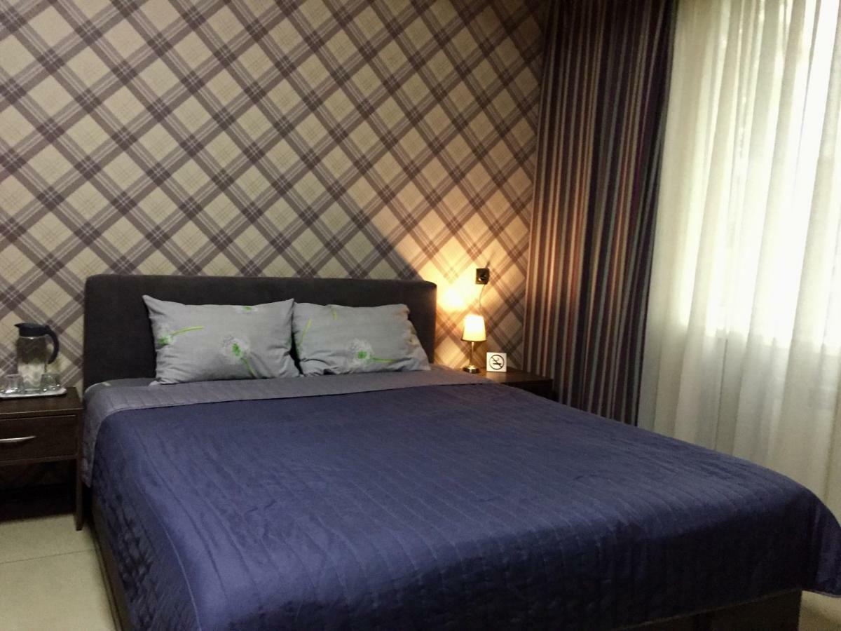 Westend Hotel Киев Екстериор снимка