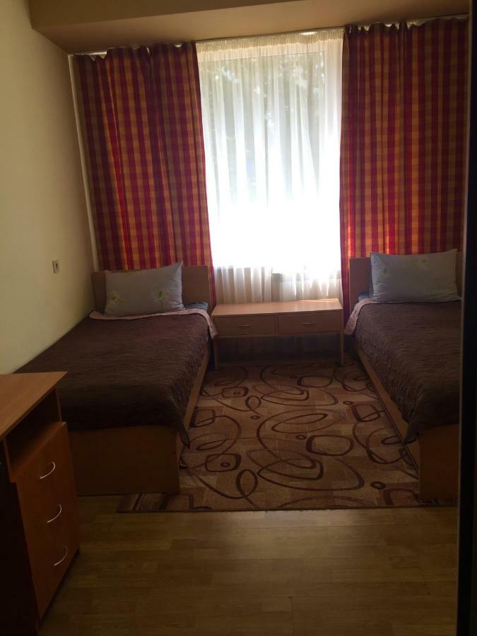 Westend Hotel Киев Екстериор снимка